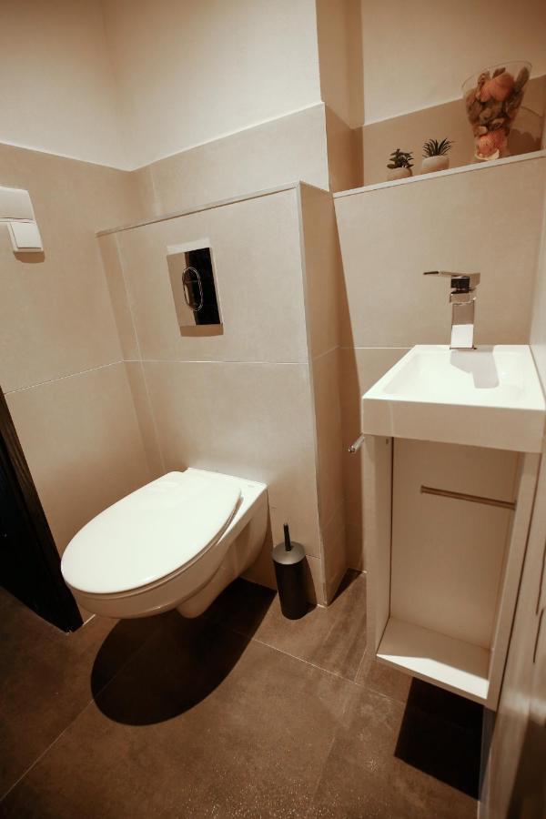 apartmán deVAde se dvěma ložnicemi a WiFi připojením Trutnov Exterior foto